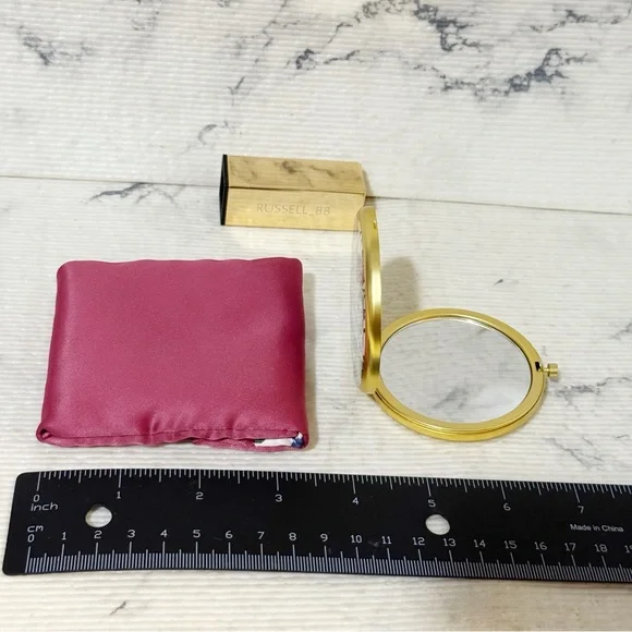 Gucci Beauty Flora Compact Mirror Antique Floral Design with Burgundy Snap Pouch - Picture 15 of 15